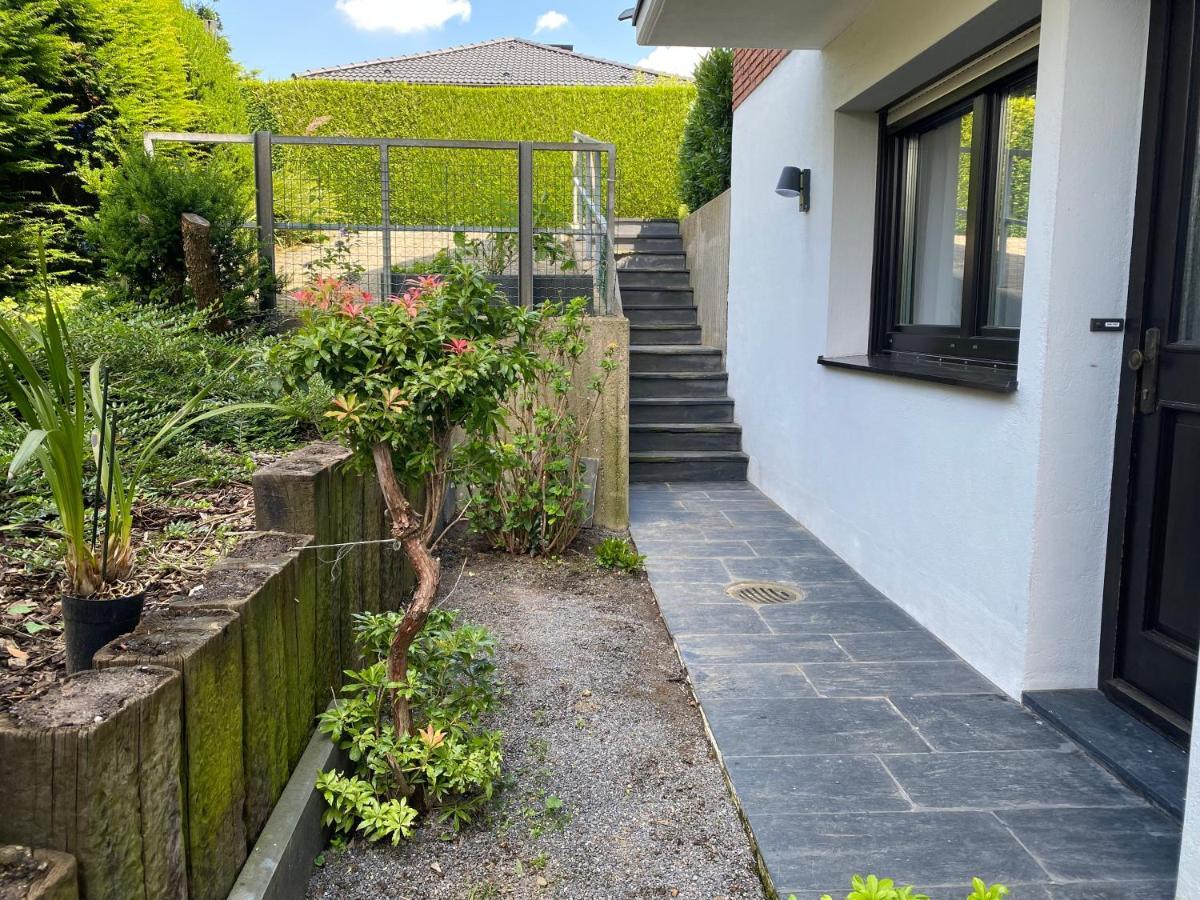 Moderne Ferienwohnung mit Retro-Charme Wulfrath Exterior foto